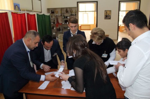 parlament seckileri 2010