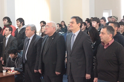 azad-genclik-qurultay1