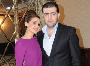 azeri_qizi_gunel_tunar_000