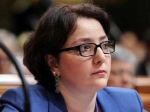 müdafiə naziri Tina Xidaşeli