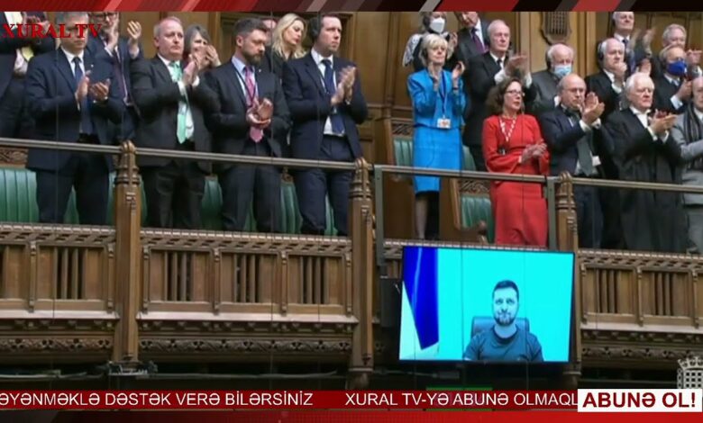 İNGİLTƏRƏ PARLAMENTİ ZELENSKİNİ NİYƏ AYAQÜSTƏ ALQIŞLADI