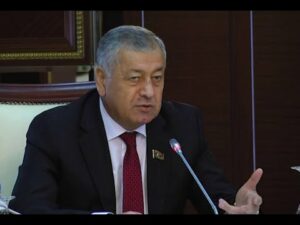 VAHİD ƏHMƏDOV: "MƏMURLARIN ÇOXUNUN QUBADA VİLLALARI VAR!"