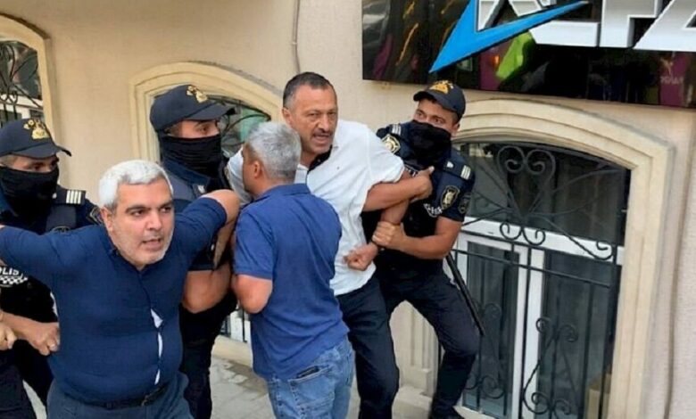 Bakıda “Quru sərhədləri açın!” tələbiylə aksiya