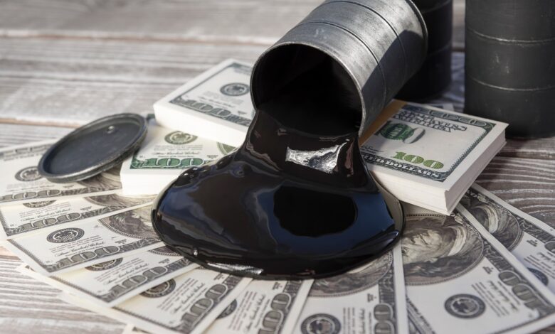 Dollar bahalaşıb, neft düşüb