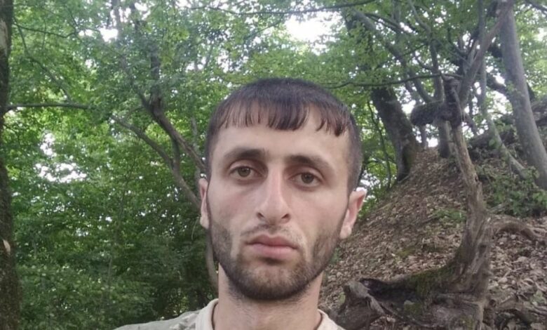 “Hərbi xidmətdə barmaqlarımı itirmişəm, əlilliyimi ləğv ediblər”