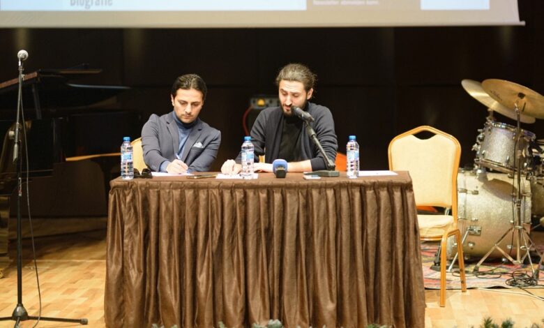 İsfar Sarabski 14 “Qremmi” sahibi ilə eyni səhnədə