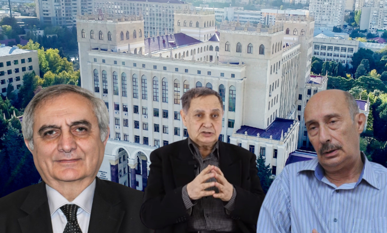 Professor: “Hakimiyyət öz daxilindən islahata başlamalıdır”