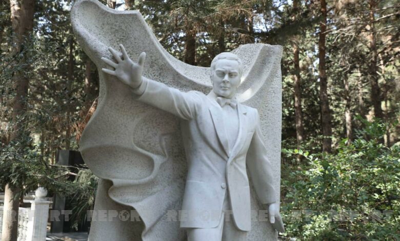 Müslüm Maqomayevin xatirə tədbiri keçirilib