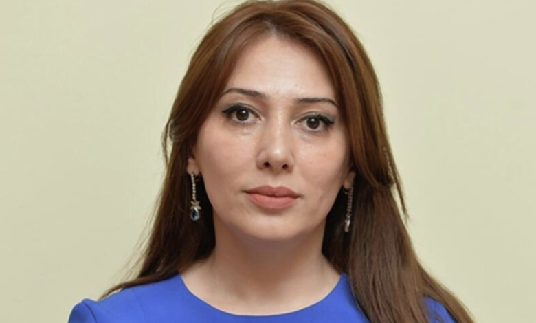 Məktəblini döyməkdə təqsirləndirilən icra başçısının müavini məhkəmə qarşısında