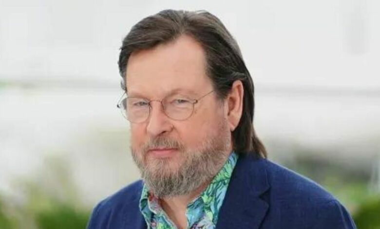 Parkinsondan əziyyət çəkən rejissor “The Kingdom” serialının növbəti hissəsinin çəkilişlərinə başlayıb