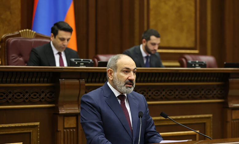 Paşinyan: “Ermənistan Naxçıvanla əlaqəni təmin etmək öhdəliyi götürüb”