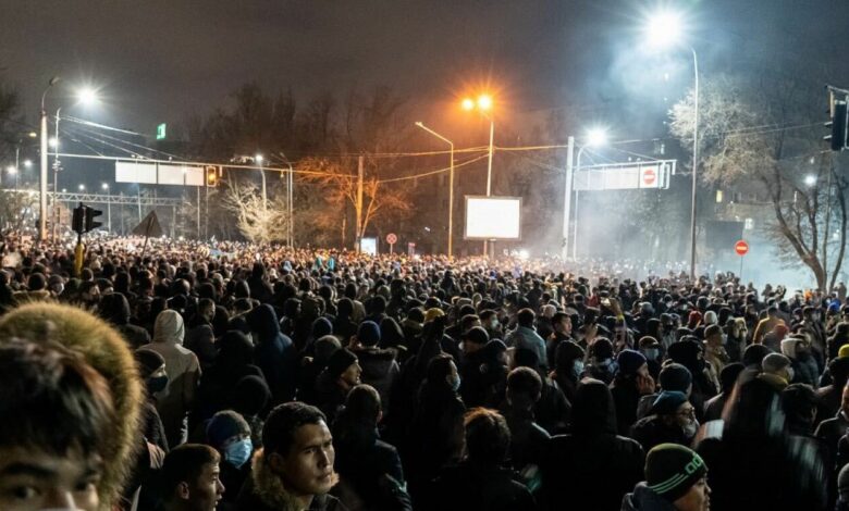 Qazaxıstanda: Yanvar hadisələrində 238 nəfər həlak olub
