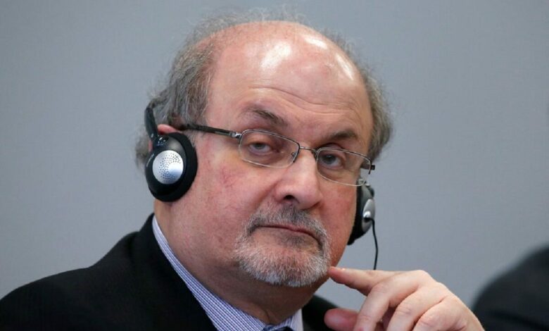 Salman Rüşdinin vəziyyətinin normallaşdığı bildirilir