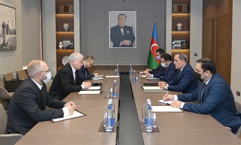 Nazir Rusiyadan gələn xüsusi nümayəndəni qəbul edib