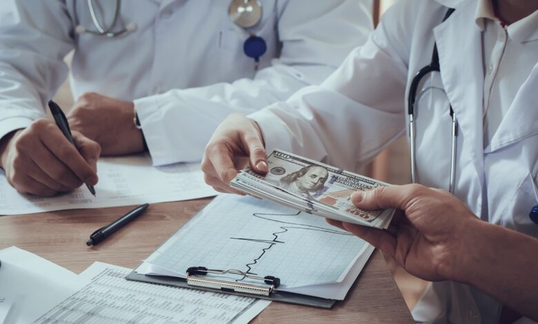 “Papanin hospitalı”nın bölmə rəisi rüşvət ittihamıyla cəzalandırıldı