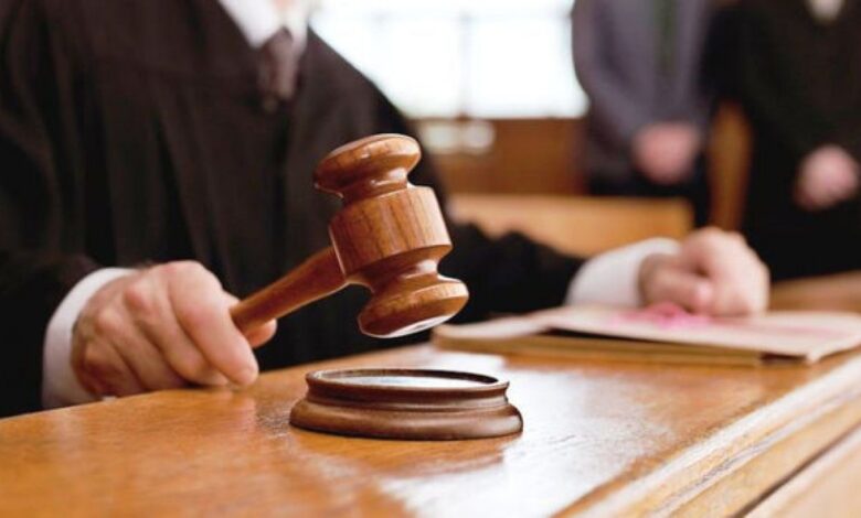 Hakimin özü məhkəmə qarşısında: pensiya təyinatıyla bağlı qərarlara görə mühakimə olunur