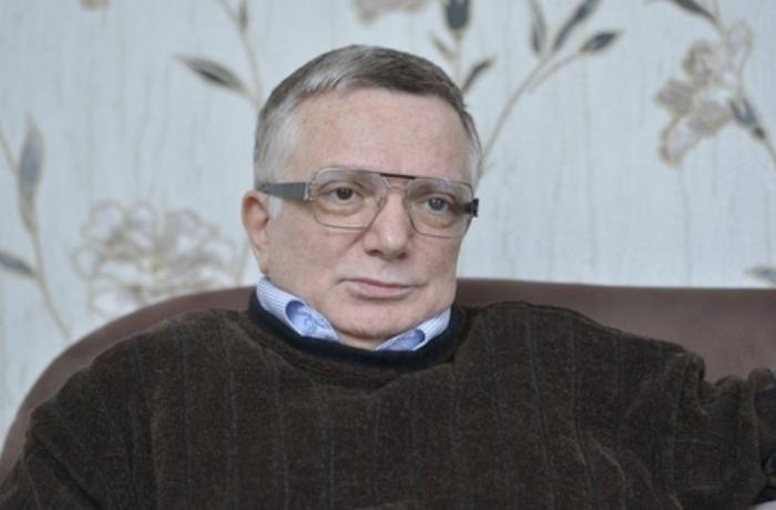 İsfəndiyar Vahabzadə HƏP-dən istefa verib: “İstəmirəm, başdaşıma tüpürsünlər”