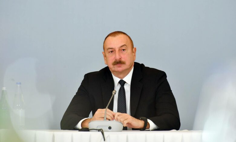 “Əvvəlcə, Azərbaycanın daxili siyasətində İranla bağlı köklü dəyişiklik edilməlidir”