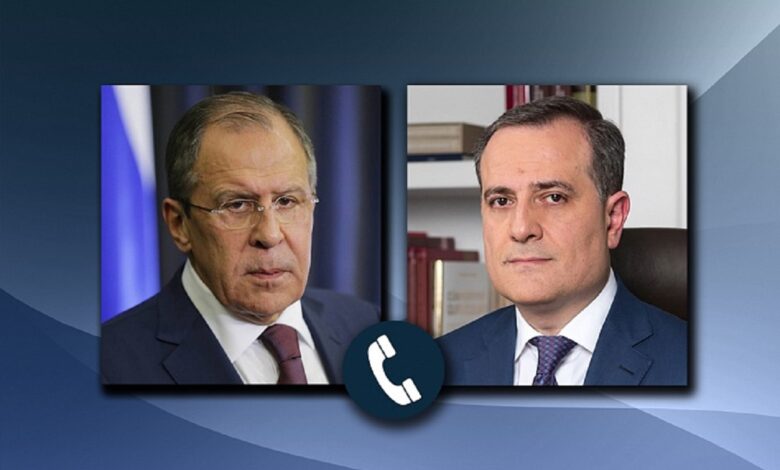 Lavrov Bayramova zəng edib, üçtərəfli bəyanatın vacibliyini vurğulayıb