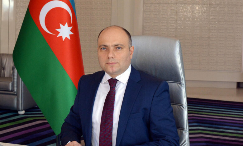 Nazirin kino ictimaiyyəti ilə qapalı görüşü narazılıq yaradıb