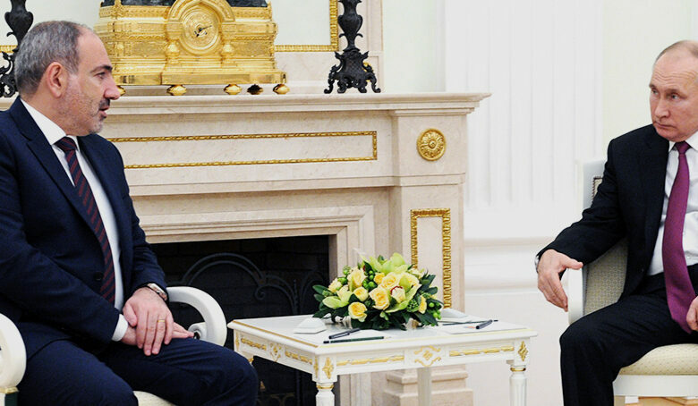 Paşinyan Putinlə görüşdə sülhməramlılarla bağlı narazılığını ifadə edib