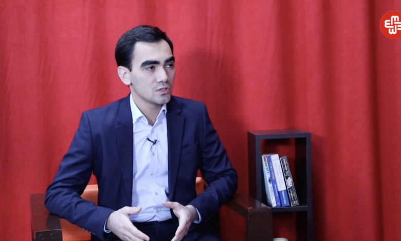 Sücaət Əhmədzadə: “Rusiya Azərbaycanla bir növ Moldovada oynadığı oyunu oynamaq istəyir”