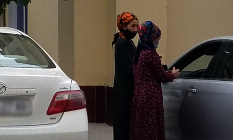 Türkmənistanda avtomobil sürmək istəyən qadınlar üçün yeni qaydalar