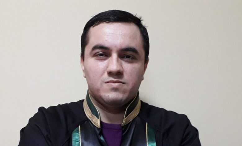 Vəkil polisdə təzyiqlə üzləşdiyini deyir