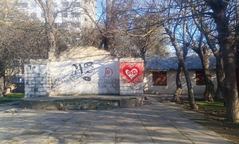 “Qaraçuxurdakı uşaq parkı təhlükəli yerə çevrilir”