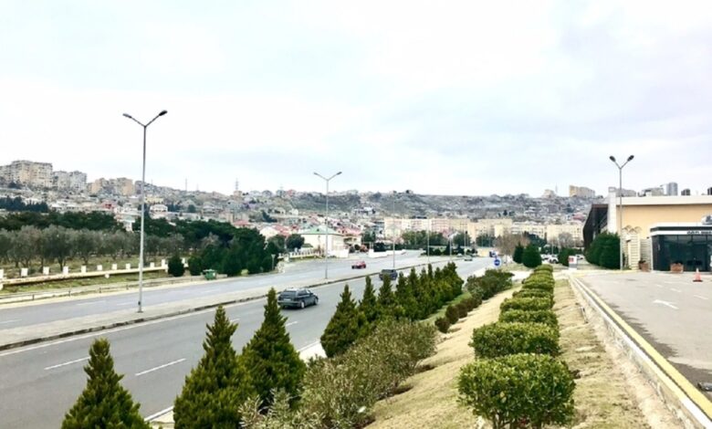Sürücü: “Hövsana yol var, işıq yoxdur”