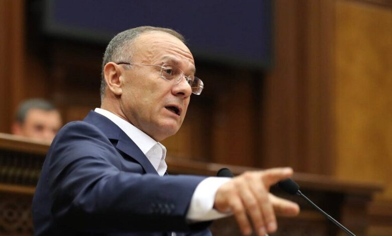 Ermənistan Parlamenti Ohanyanın deputat toxunulmazlığını ləğv edib