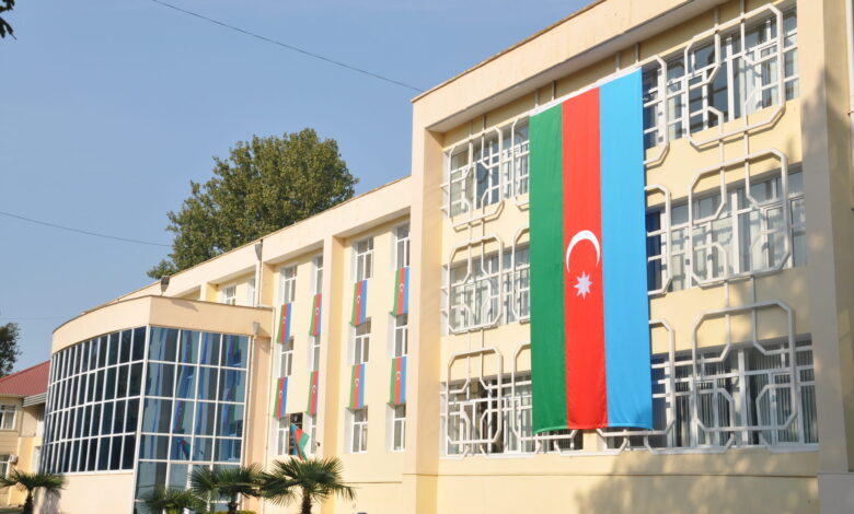 Tələbə: “Topladığım ballara baxmayaraq, təqaüd alanlar siyahısına düşə bilməməyimə təəccübləndim”