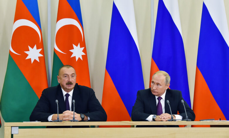Əliyev Putinə zəng edib