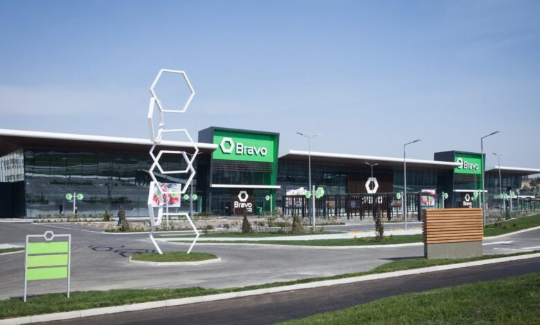 “Bravo”dakı silahlı basqına görə həbs olunan şəxs təqsirsiz olduğunu deyir