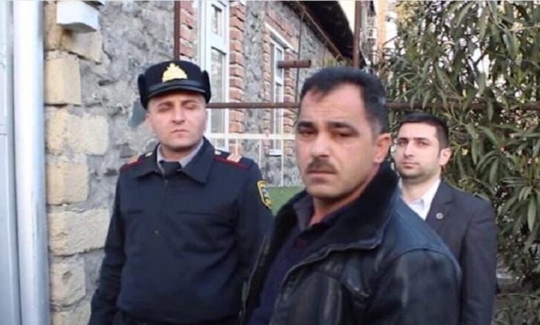 Gəncə sakini: “Günahsız bir adama dördüncü ildir ki, zülm eləyirlər…”