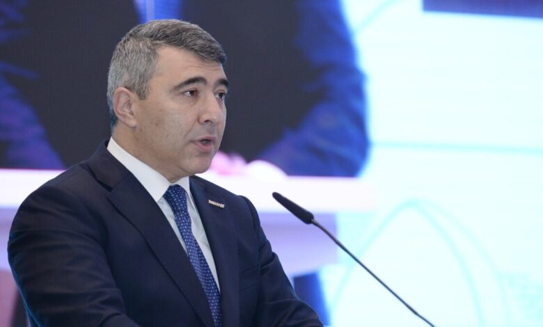 Kənd təsərrüfatı naziri Ali Məhkəmənin hakimi olacaq?