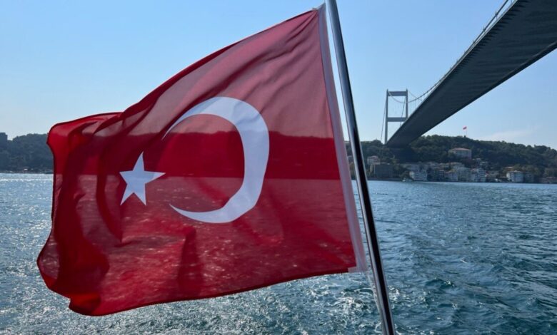 Türkiyədə prezident və parlament seçkiləri keçirilir