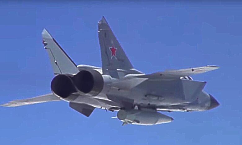 Ukrayna ilk dəfə Rusiyadan atılan 'Kinjal' raketini vurduğunu bildirir