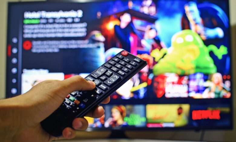YAP-çı deputat narazılığını bildirib: “Televiziyada evlənməkmi olar?”