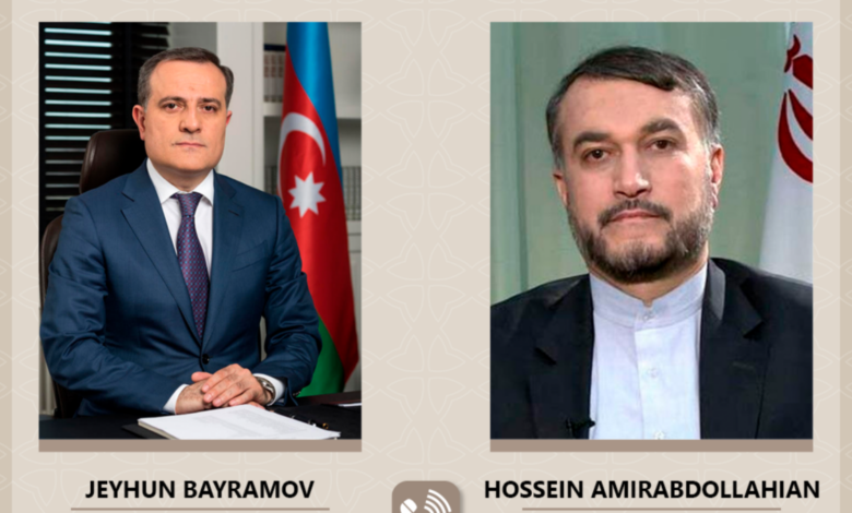 Azərbaycan və İran nazirləri danışıb