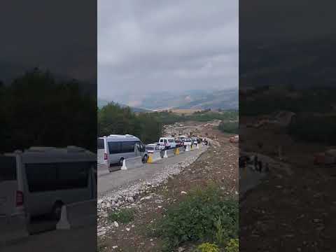 BAKI-ŞAMAXI-MUĞANLI YOLUNDA SÜRÜŞMƏ SƏBƏBİLƏ YARANAN TIXAC HƏLƏ DƏ DAVAM EDİR
