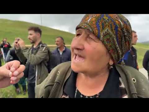 GƏDƏBƏYİN İCRA BAŞÇISI ORXAN MÜRSƏLOV CAMAATIN QARŞISINA "ROLEX" SAATLA, ŞIK KOSTYUMDA ÇIXDI