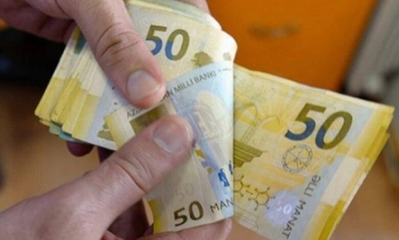 Keçmiş hakim pensiyasının 6 min 148 manata endirilməsindən narazıdır