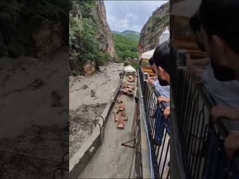 QUBADA SEL RESTORANI YUYUB, APARDI