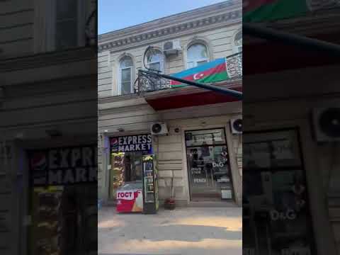 31 NÖMRƏLİ AVTOBUS İŞIQ DİRƏYİNƏ GİRDİ