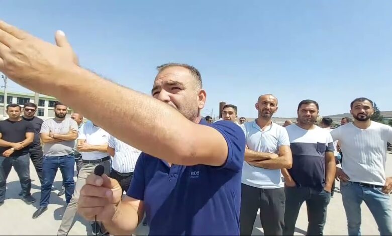 "BƏSDİRİN DƏ, HAQQIMIZI NƏ VAXTADƏK YEYƏCƏKSİNİZ?": TLR SÜRÜCÜLƏRİ ETİRAZ ETDİ