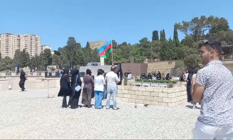 HACI ŞAHİNİN MƏZARINA ZİYARƏT AÇIQDIR