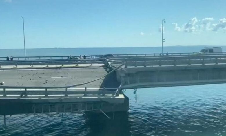 Krım körpüsündə yenə partlayış baş verib, itki var