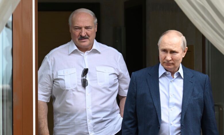 Lukaşenka 'Vaqner' qiyamından sonra ilk dəfə Putinlə görüşür