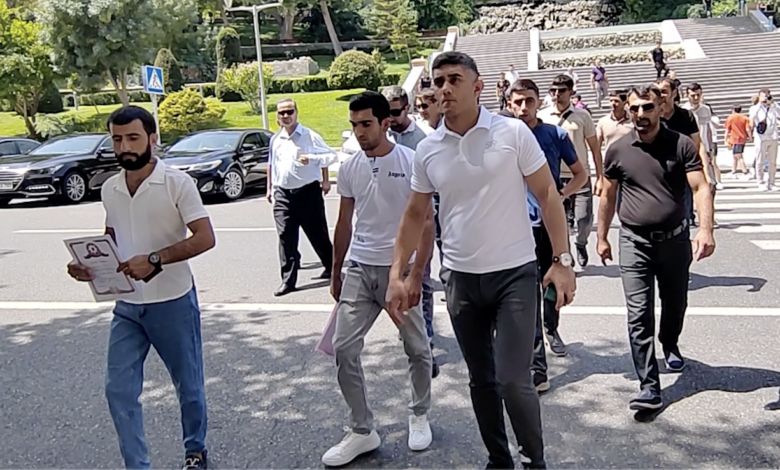Qazi: "Evdə xəstə anamı qoyub getmişəm döyüşlərə, buna baxmayaraq veteranlığımı vermirlər"